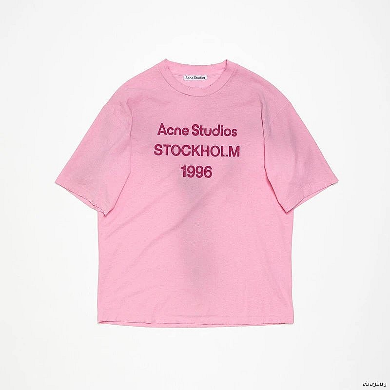 Acne Studios 2090-80 Pink Red Lettering Style Ac908026 Stockholm Logo T-Shirt City Outfit