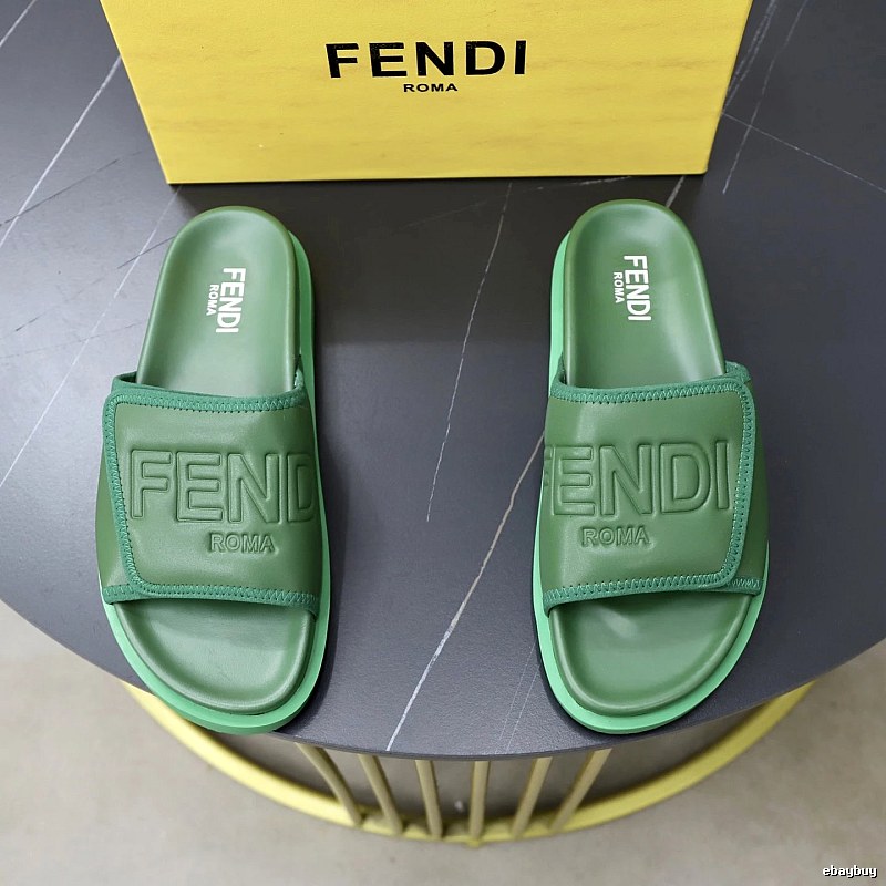 Fendi Roma Collection Minimalist Style Green Slide Sandals