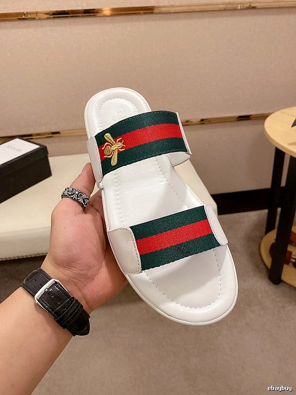 Gucci Vintage-style White Slide Sandals with Bee Webbing