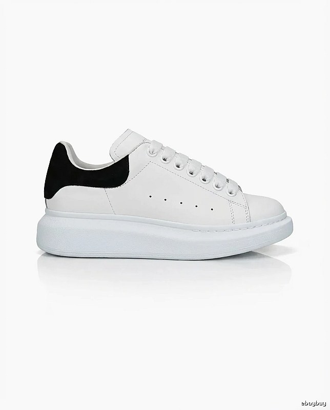 McQueen black and white thick-soled sports shoes