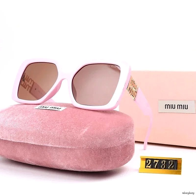 Miu Miu Travel Oversized sunglasses Black Oval Sunglasses with Soft Visual Tone