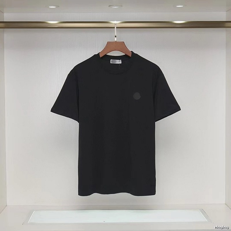 Moncler Classic Minimalist Style Black Short-sleeve T-shirt