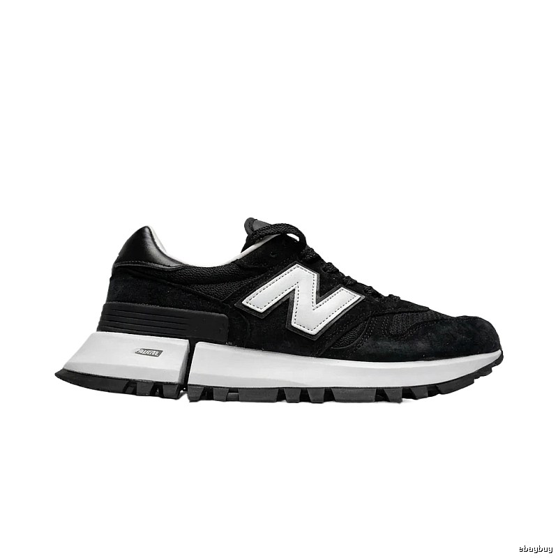 New Balance retro black and white sports shoes