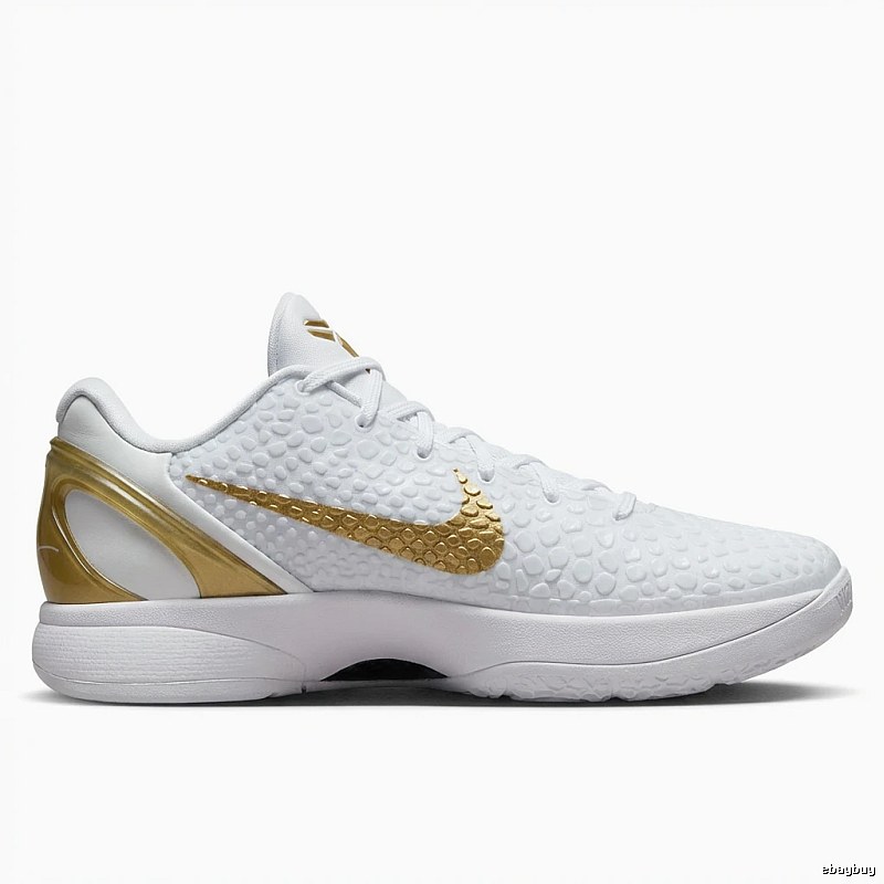 Nike Kobe series fashionable white and gold sneakers.