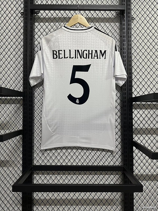 Real Madrid Daily Home soccer jersey White Real Madrid for City Outfits Select Edition
