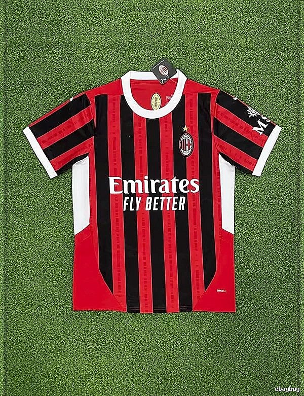 Real Madrid Relaxed Home soccer jersey White Real Madrid with Designer-Inspired Detail