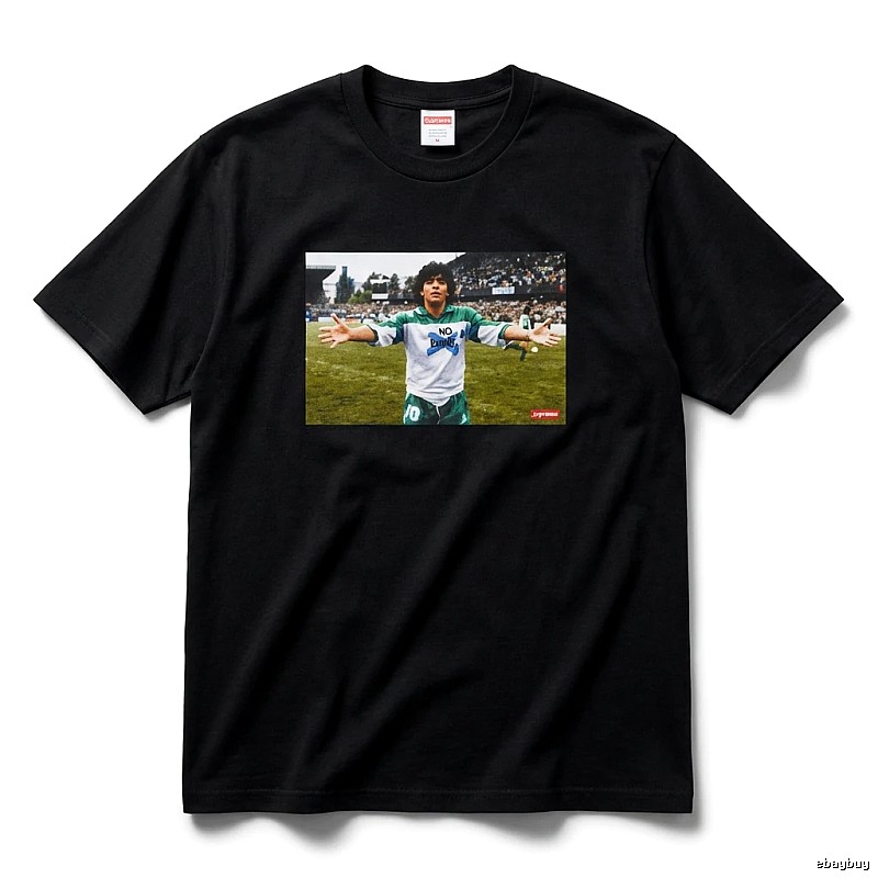 Supreme Maradona-style black T-shirt