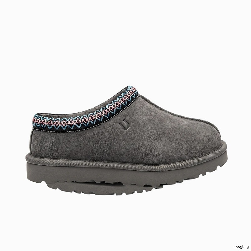 UGG retro embroidered style grey shoes