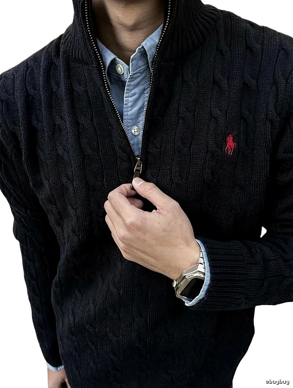 Vintage-style black sweater of Ralph Lauren